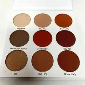 GIVE THEM LALA BEAUTY Eyeshadows The Grown Woman Palette High Pigment Blendable